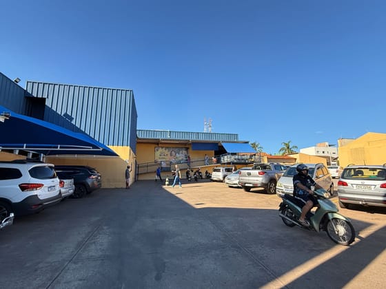 Estacionamento da loja